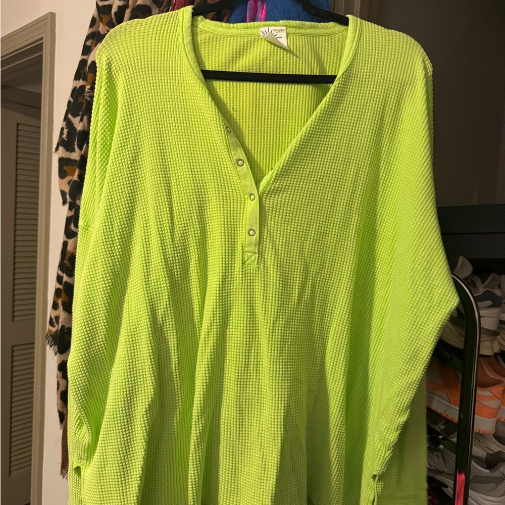 Aerie Vibrant Green V-Neck Waffle Knit Top